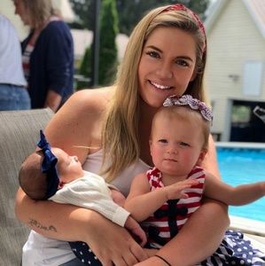 Meet your Posher, Cassandra